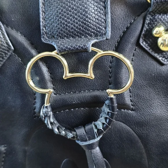 Disney Faux Leather Bioworld Mickey Mouse Satchel/Crossbody in black and white. - Picture 9 of 12
